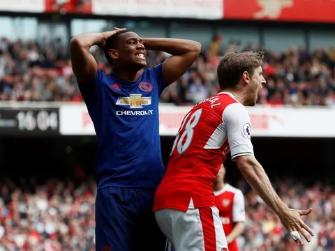 'M.U của Mourinho tẻ nhạt đến phát chán'