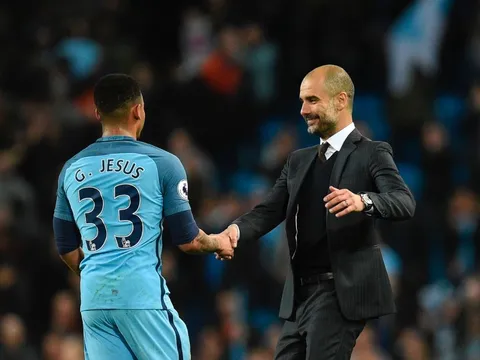 Mua Aguero, Mourinho sẽ khiến Guardiola hối hận?