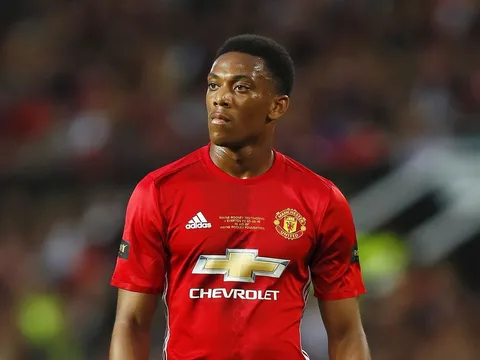 Mùa giải 2016/17 gây thất vọng của Anthony Martial