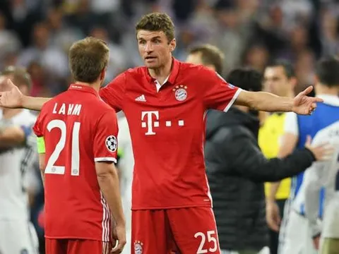 Muller: "10 người Bayern phải chống trả 14 người Real"