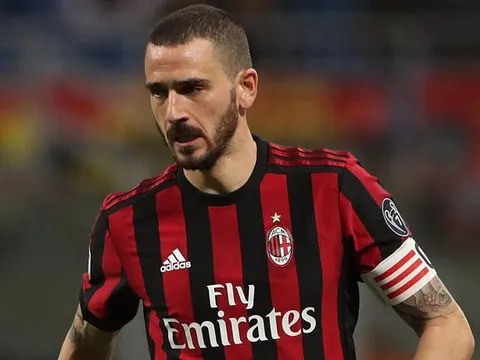 Muốn trở lại Juventus, Bonucci phải xin lỗi và giảm lương