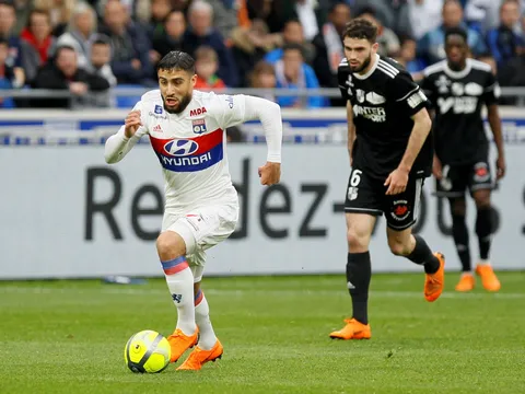 Nabil Fekir - Chàng thủ lĩnh đứng lên từ thảm họa