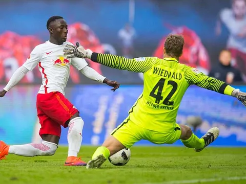 Naby Keita hé lộ điểm đến yêu thích, không có Liverpool
