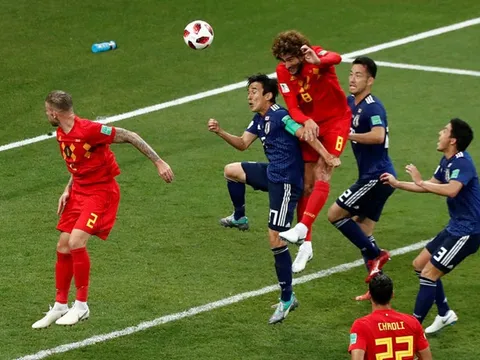 Fellaini còn là người hùng, World Cup 2018 thật hỗn loạn