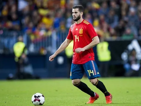 Nacho nhận "quà lớn" từ Real Madrid
