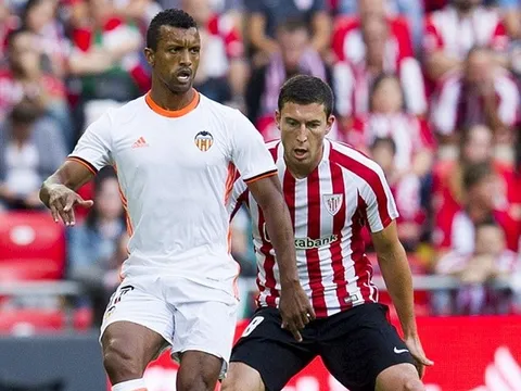 Nani bừng sáng khi về Valencia