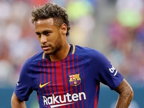 Neymar có thể tới PSG: Ra đi để thoát khỏi cái bóng Messi?