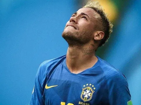 Brazil làm sao vô địch khi cầu thủ chủ chốt Neymar và HLV đều yếu đuối?