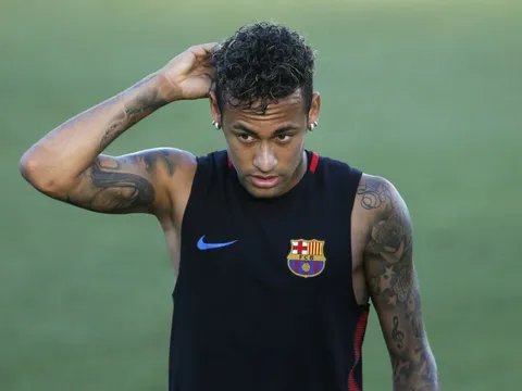 Neymar đánh nhau với đồng đội: Giọt nước tràn ly?