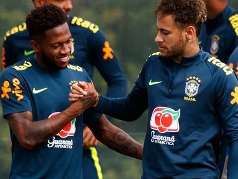 Fred gia nhập Man Utd: Neymar phản ứng ra sao?