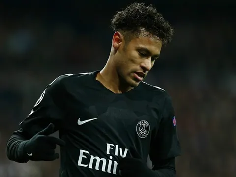 PSG muốn tăng lương cho Neymar ngang Messi