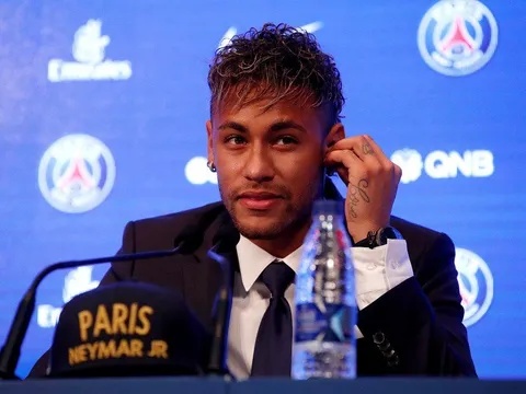 Neymar sang PSG: Vinh quang hay thất bại?