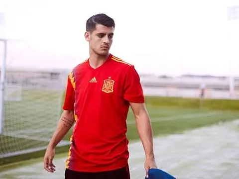 Ngắm nhìn áo đấu 32 đội tuyển ở World Cup 2018 (Kỳ cuối)