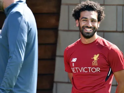Ngày ấy cũng đã tới, Salah chính thức tập luyện cùng Liverpool
