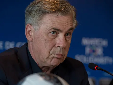 Ngày đầu nhậm chức, Ancelotti tuyên bố đưa Napoli lên đẳng cấp khác ở Serie A