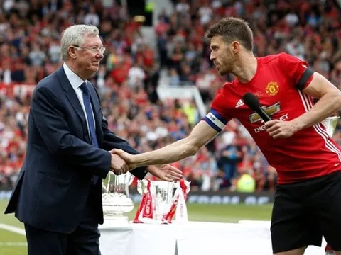 Nghe Sir Alex chỉ đạo, chúng ta vỡ ra điều gì?
