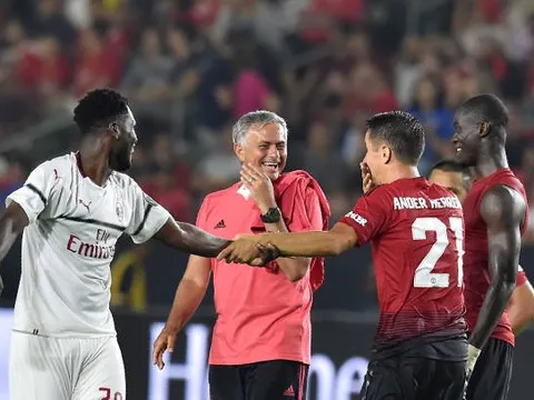 Nghi án 'gạ kèo' penalty giữa Mourinho và đối thủ Milan