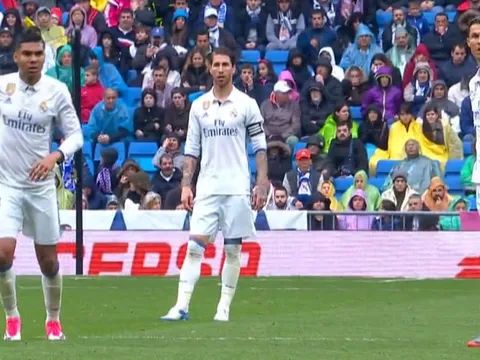 Nghi vấn Casemiro "chọc giận" Ronaldo