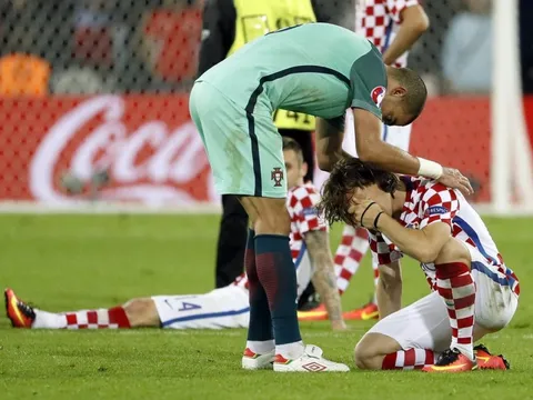 Nghịch lý Croatia: Vòng bảng càng hay, vòng knock out càng dễ 'out' sớm