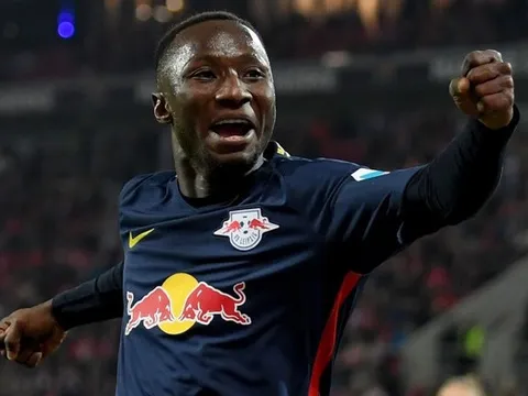"Ngựa ô Bundesliga" hét giá, đại gia Anh chùn chân