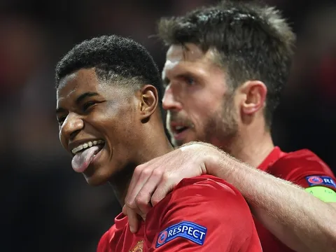 Người hùng Marcus Rashford được Mourinho đưa 'lên mây"