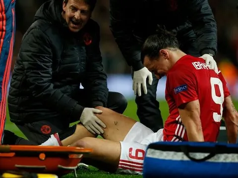 Ibrahimovic nghỉ hết mùa: Nguy cho M.U!