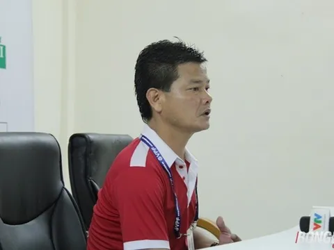 HLV Nam Định: “Một điểm cũng được nhưng ba điểm thì tốt hơn”