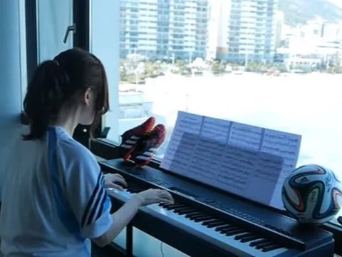 Nhạc hiệu Champions League theo phong cách Piano cực đỉnh