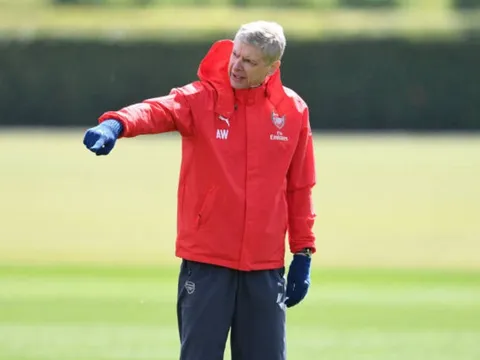 Nhiệt huyết đã trở lại cùng Wenger trên sân tập