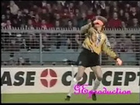 Nhìn lại sự nghiệp của Edwin Van Der Sar tại Ajax