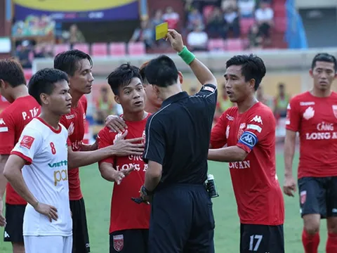 Nhìn từ chấn thương của Văn Hào: Trách nhiệm của trọng tài đến đâu?