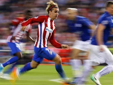 Nhờ Leicester, Atletico có thể đứng thẳng ở Madrid