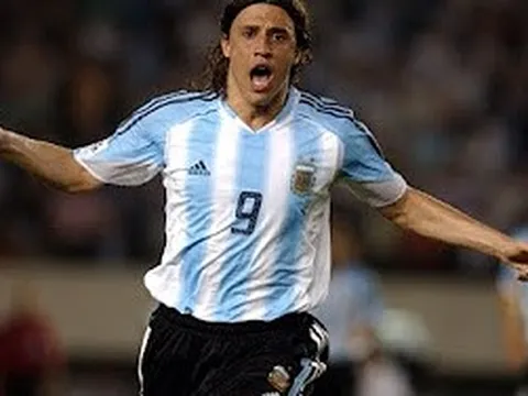 Những bàn thắng đã làm nên thương hiệu của Hernan Crespo