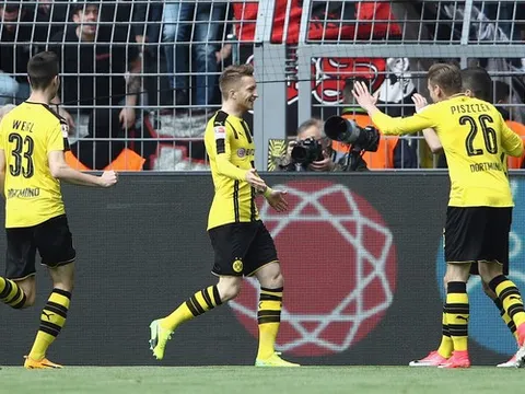Những điểm nhấn sau vòng 29 Bundesliga: Reus ghi bàn; Bayern hoảng loạn