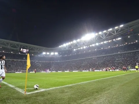 Những đường kiến tạo mang thương hiệu của Pirlo