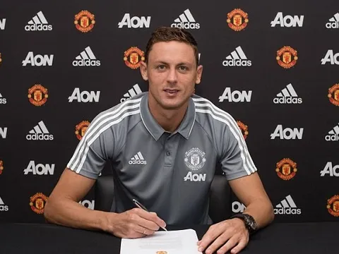 Những hình ảnh đầu tiên của Matic trong màu áo Man Utd