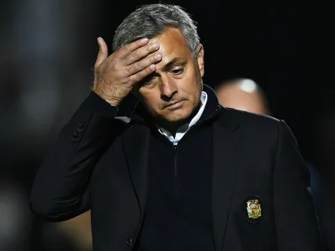 Những lần Mourinho chỉ trích các học trò mùa này: Xứng danh Vua đổ lỗi
