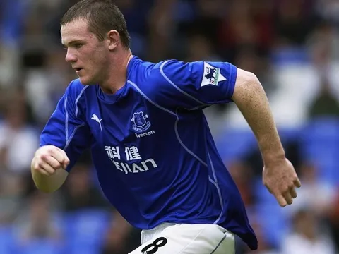 Những ngôi sao trẻ nhất từng ra mắt Ngoại hạng Anh (Phần 1): Thần đồng Rooney
