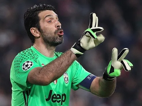 Những pha cản phá không tưởng của Buffon