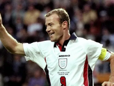 Những pha làm bàn siêu đẳng của Alan Shearer
