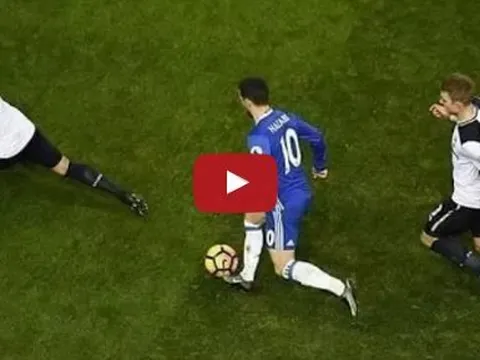 Những pha xử lý ảo diệu của Chelsea mùa 2016/17
