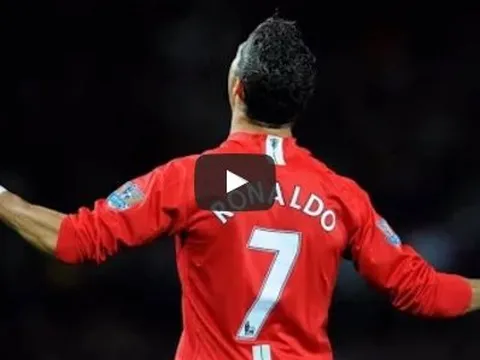 Những pha xử lý cực đỉnh của Cristiano Ronaldo tại Man United