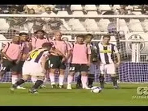 Những quả sút phạt thần thánh của Del Piero trong màu áo Juventus