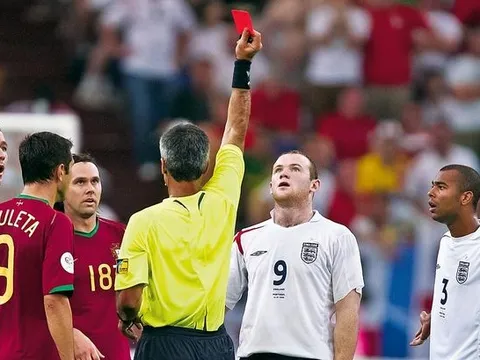 Những thẻ đỏ trong sự nghiệp của Rooney