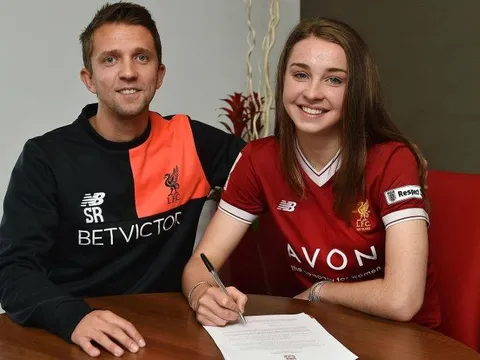 Niamh Charles, đôi cánh thiên thần 19 tuổi của Liverpool
