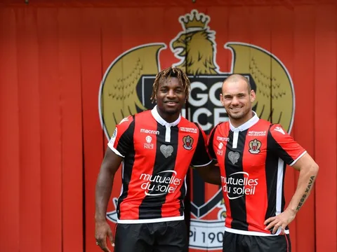 CLB của Balotelli cho ra mắt hai "bom tấn"