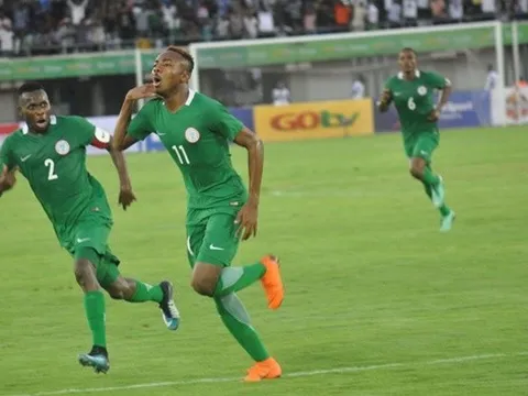Rohr cương quyết, sao Arsenal không được triệu tập lên ĐTQG Nigeria