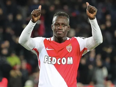Nóng: Benjamin Mendy đã đến Mỹ, chuẩn bị ra mắt Man City