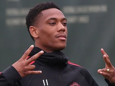 NÓNG: Chơi bài ngửa, Martial sẵn sàng phản bội Man Utd