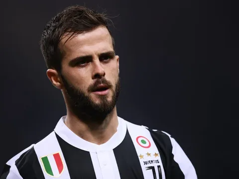 NÓNG: Đại gia Anh 'phá bĩnh' Barca vụ Pjanic, đã chào giá đến Juve